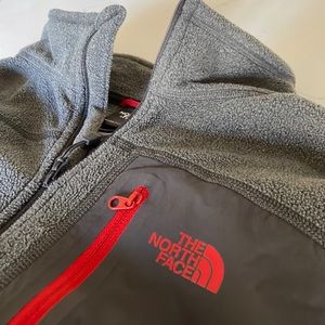 North Face Fleece 1/4 Zip - Large